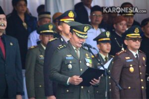 Caption: Kasdim 0506/Tgr membacakan naskah dalam rangkaian Upacara HUT ke-81 Kemerdekaan RI tingkat Kota Tangerang, Senin (17/8/2026).(Pendim 0506 Tgr)