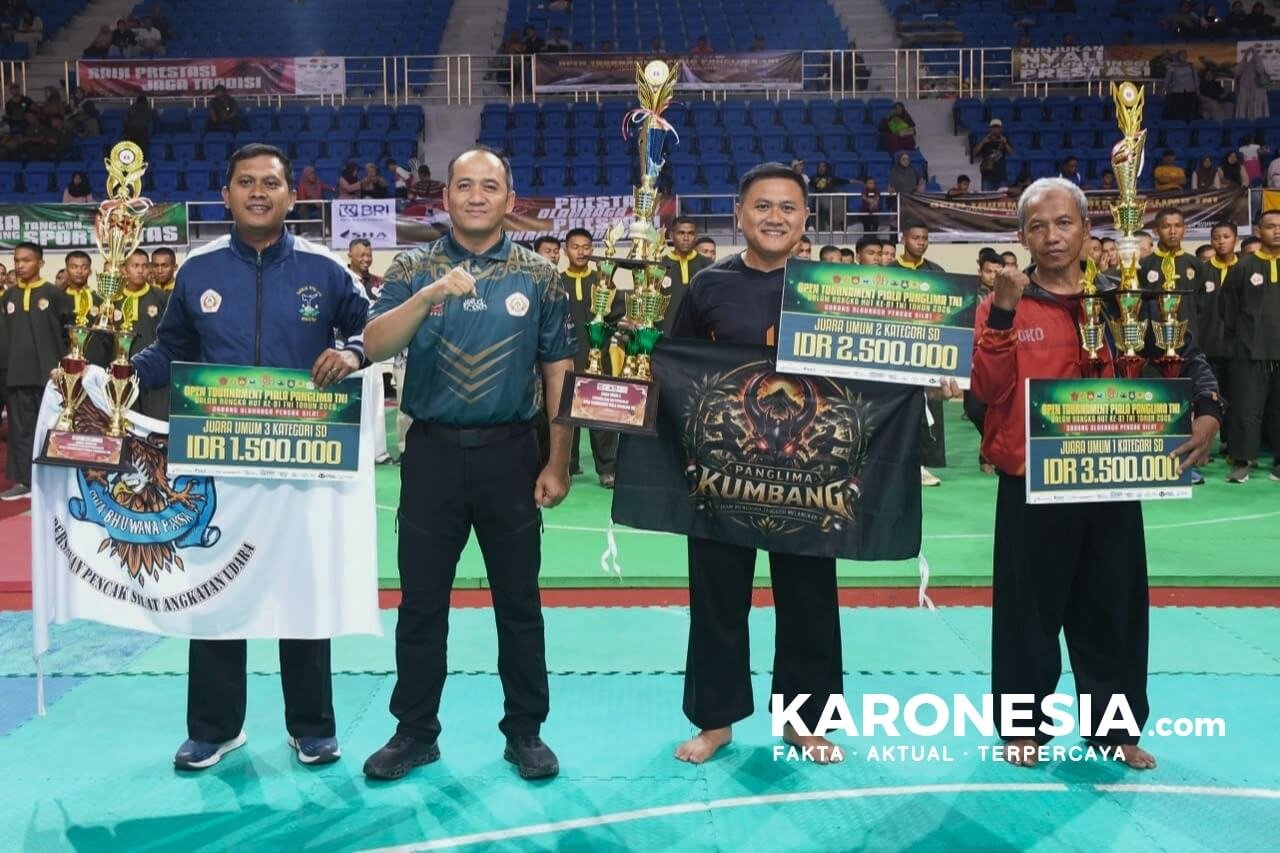 Para pemenang pencak silat Piala Panglima TNI 2026