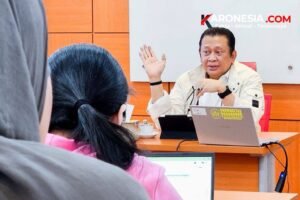Bambang Soesatyo menyampaikan pandangan mengenai parliamentary threshold 5 persen dalam kuliah umum Doktor Ilmu Hukum di Universitas Borobudur.