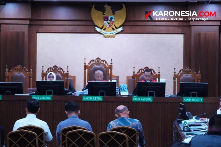 Majelis hakim memimpin sidang perkara dugaan korupsi ekspor CPO di Pengadilan Tipikor PN Jakarta Pusat.
