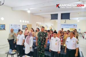 Kasdim 0510/Tigaraksa dan unsur Forkopimcam pimpin upacara pembukaan ekstrakurikuler KKRI di SMKN 4 Tangerang