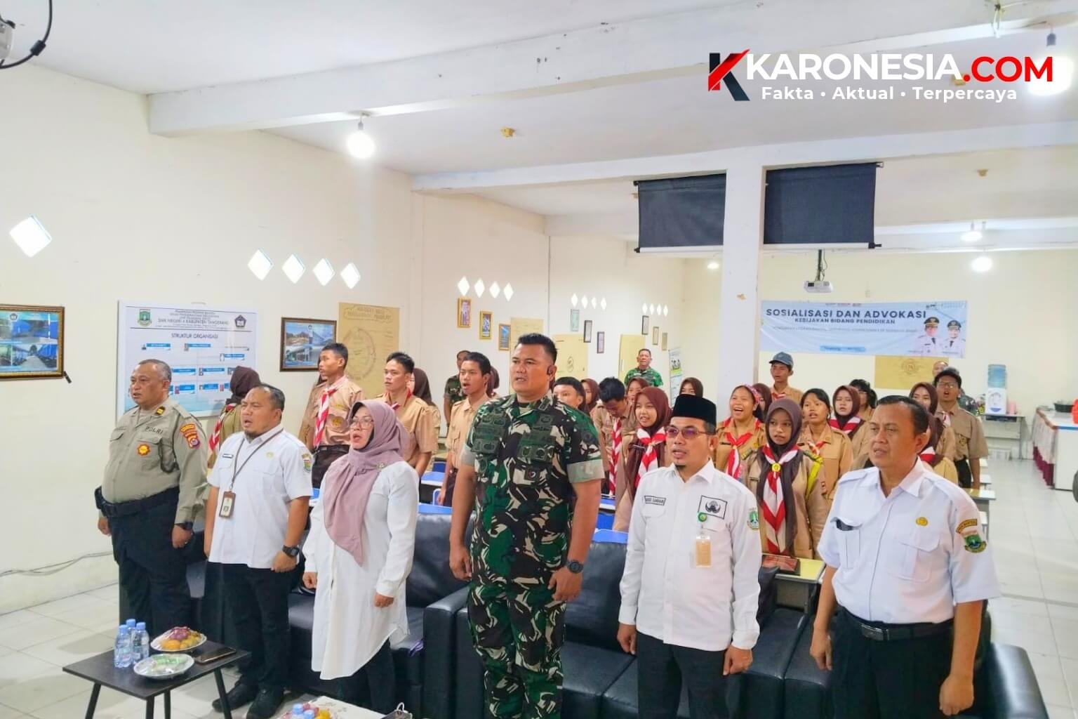 Kasdim 0510/Tigaraksa dan unsur Forkopimcam pimpin upacara pembukaan ekstrakurikuler KKRI di SMKN 4 Tangerang