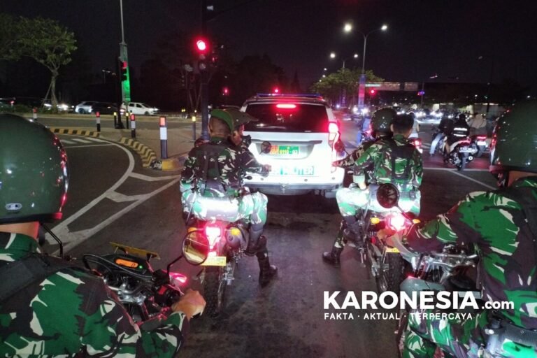 Personel Kodim 0510/Tigaraksa patroli malam di kawasan BSD