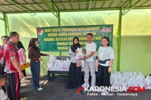 Bakti sosial pembagian susu Karihome oleh Koramil 03 Teluk Pucung dan Yayasan Dian Mandiri di Kota Bekasi
