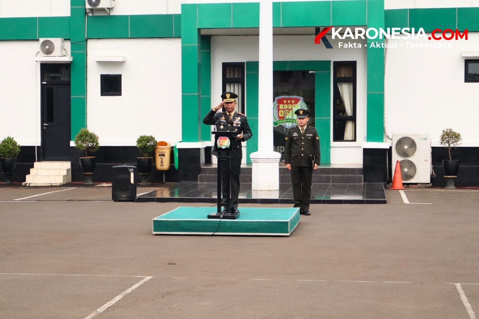 Dandim 0506 Tangerang Letkol Inf M. Alharidz Unus memimpin upacara Peringatan Hari Kesaktian Pancasila di Makodim Tangerang.