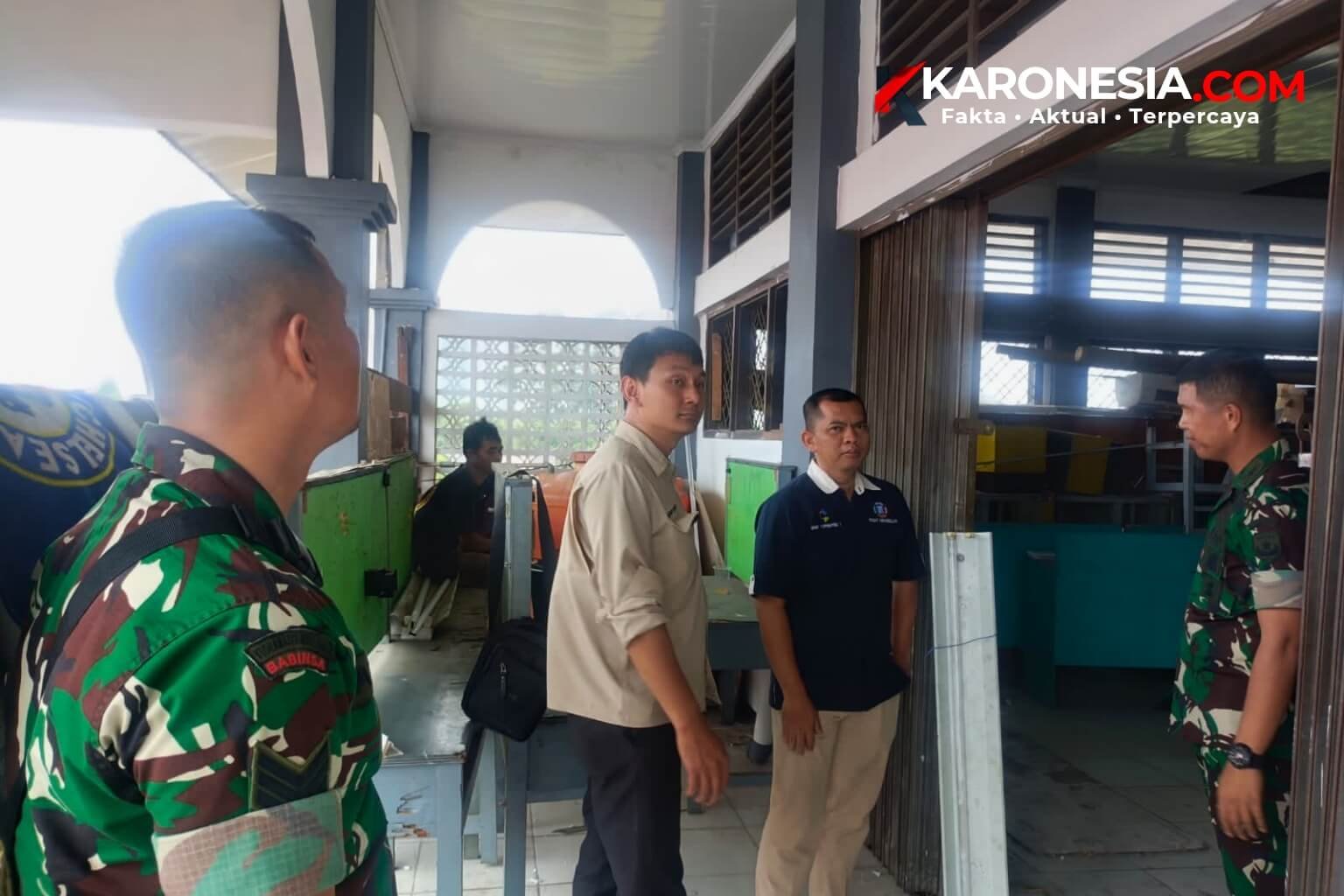 Dandim 0506/Tangerang bersama Babinsa dan pihak sekolah meninjau revitalisasi SMKS 1 Yupentek di Kota Tangerang