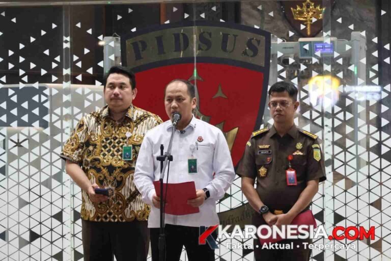Konferensi pers jajaran JAM Pidsus Kejaksaan Agung terkait penanganan perkara.
