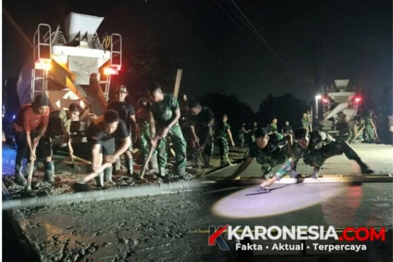 Satgas TMMD Tigaraksa dan community members performing a night-time road paving process with a cement mixer truck, ensuring concrete quality at a construction site in Desa Sumur Bandung.
