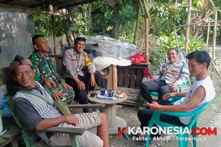 Aparat Babinsa dan Bhabinkamtibmas menjaga Kamtibmas Tangerang bersama tokoh warga Patrasana 2026.